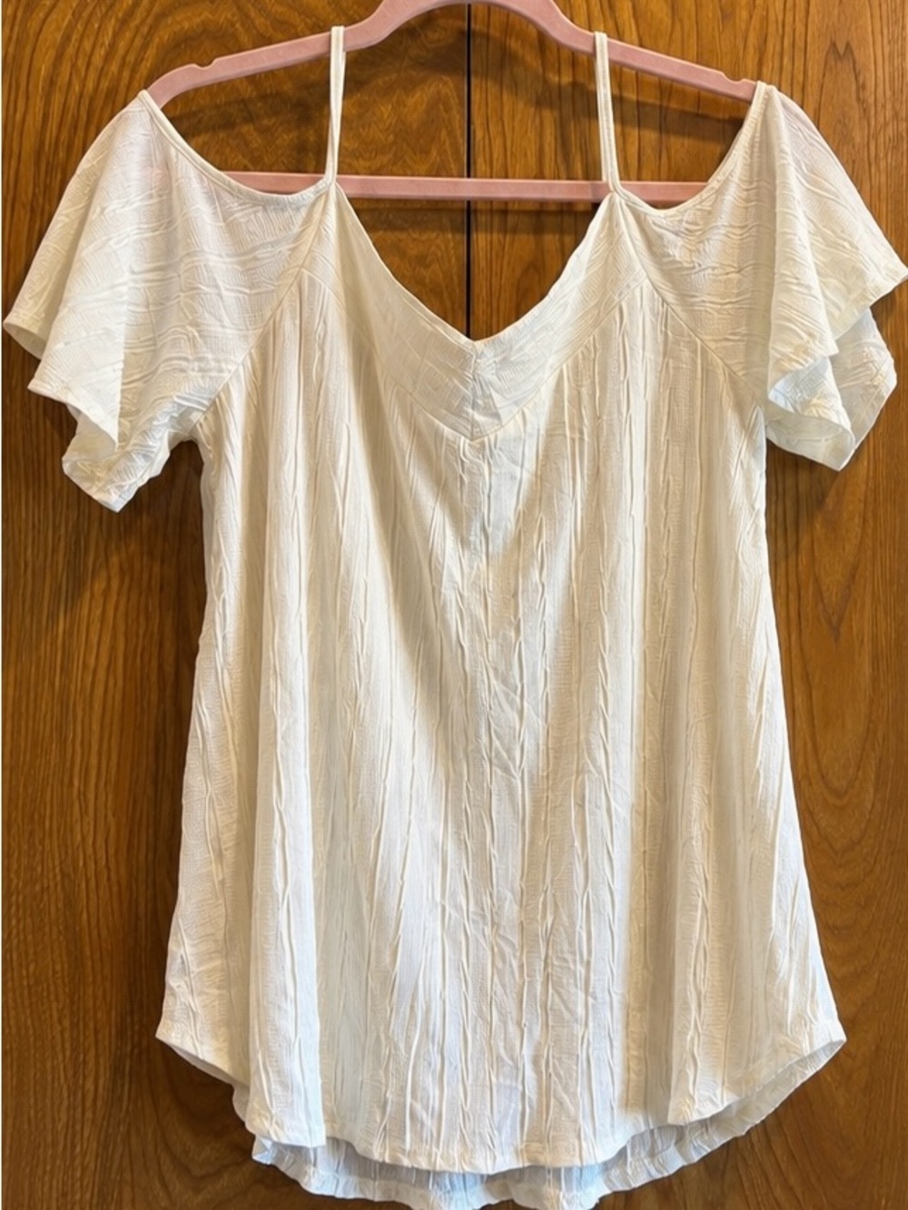 NWT Kaileigh Valette Cold Shoulder Knit Top Off White M